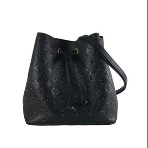 Louis Vuitton bucket bag👌🏻